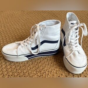 Vans Platform High-Top shoes!